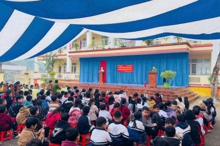 Tuyên truyền, phổ biến, giáo dục pháp luật trong trường học: Gieo “mầm xanh” ý thức thượng tôn pháp luật từ sớm