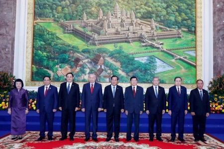 Tổng Bí thư Tô Lâm đồng chủ trì Cuộc gặp giữa Người đứng đầu ba Đảng Việt Nam - Campuchia - Lào