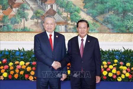 Cuộc gặp giữa Bộ Chính trị Đảng Cộng sản Việt Nam và Ban Thường vụ Trung ương Đảng Nhân dân Campuchia