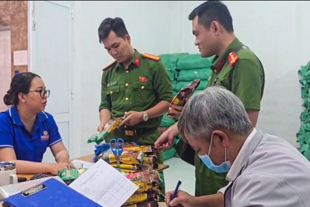 Triệt phá đường dây sản xuất cà phê giả quy mô lớn tại Đà Nẵng