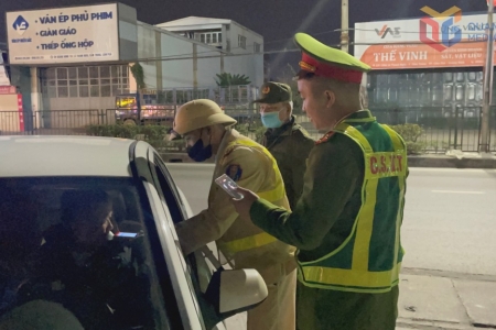 Quảng Ninh tăng cường vận tải, bảo đảm an toàn giao thông dịp Tết Bính Ngọ 2026