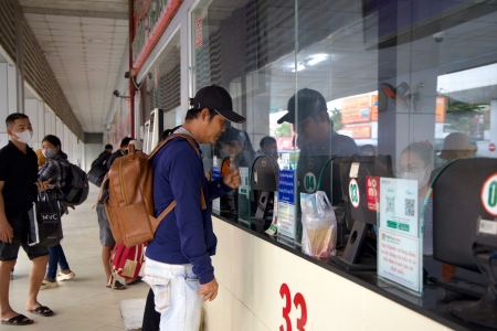 TP. HCM đảm bảo phương tiện phục vụ Tết, không để người dân lỡ chuyến