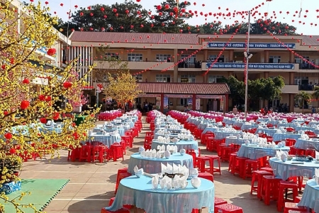 Hơn 1.800 học sinh vùng sâu Lâm Đồng tham gia Hội Xuân, đón Tết sớm tại trường