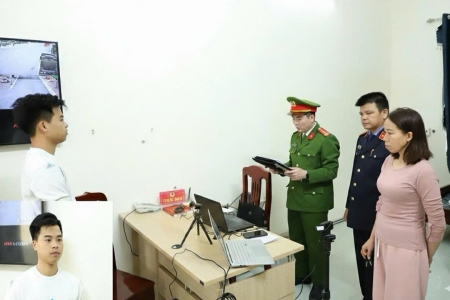 Khởi tố, bắt tạm giam đối tượng sản xuất giá đỗ sử dụng chất cấm tại Ninh Bình