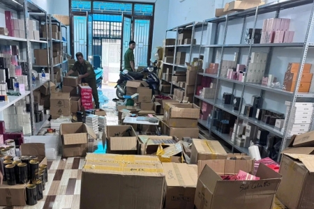 TP. HCM tăng cường kiểm soát kinh doanh mỹ phẩm online và xử lý quảng cáo sai sự thật