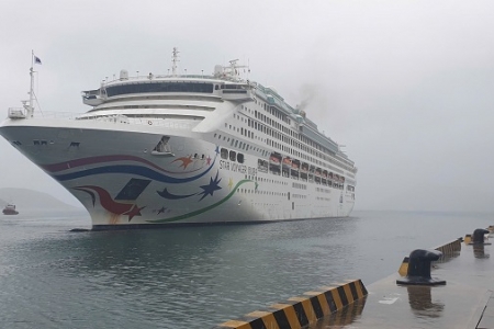 Khánh Hòa: Đón 2 chuyến tàu biển chở 3.000 du khách đến cảng quốc tế Cam Ranh