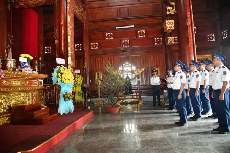 Vùng Cảnh sát biển 4 tổ chức các hoạt động tri ân dịp Tết nguyên đán Bính Ngọ 2026