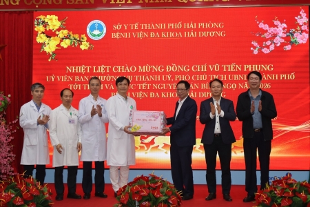 Lãnh đạo thành phố Hải Phòng thăm, chúc Tết tại Bệnh viện đa khoa Hải Dương