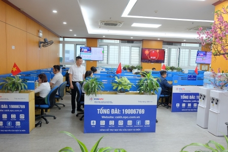 Trung tâm Chăm sóc khách hàng EVNNPC sẵn sàng đồng hành cùng khách hàng trong dịp Tết