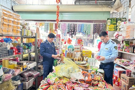 Tuyên Quang: Đội Quản lý thị trường số 8 xử lý nhiều vi phạm trong đợt cao điểm Tết Bính Ngọ
