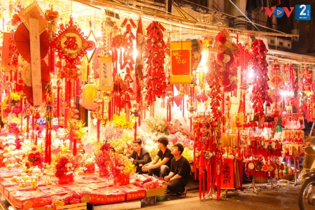 Mở hàng Tết Bính Ngọ 2026: Chuyên gia phong thủy chỉ rõ giờ vàng hút tài lộc