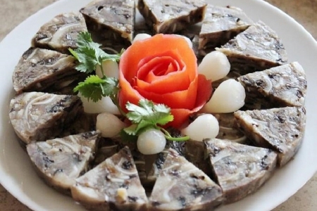 Giò Thủ - Món ngon truyền thống không thể thiếu trên mâm cỗ Tết