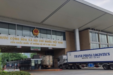 Hải quan, biên phòng duy trì thông quan xuyên Tết, bảo đảm nhịp xuất khẩu đầu năm