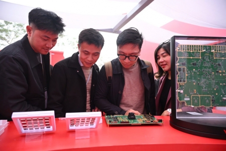 Kiến tạo chuỗi giá trị bán dẫn “Make in Vietnam”