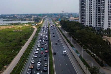 Cục CSGT thông tin tình hình 8 tuyến cao tốc mùng 6 Tết