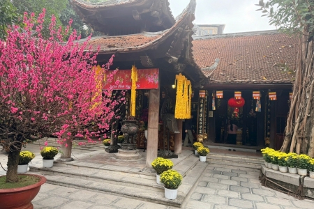 Di tích phường Cầu Giấy rực rỡ sắc xuân, đón Nhân dân du Xuân Bính Ngọ 2026