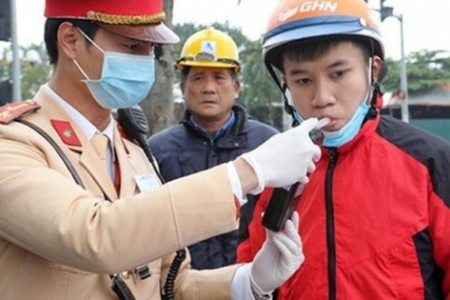 Xử lý 2.160 trường hợp vi phạm nồng độ cồn trong tối mùng 5 Tết