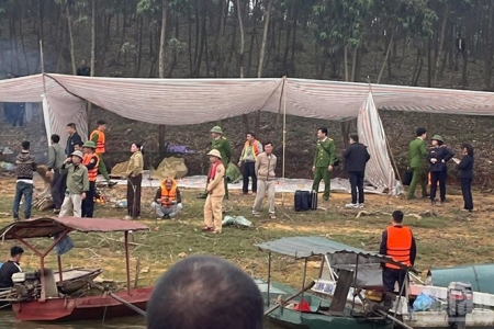 Đã tìm thấy 6 nạn nhân vụ chìm tàu trên hồ Thác Bà