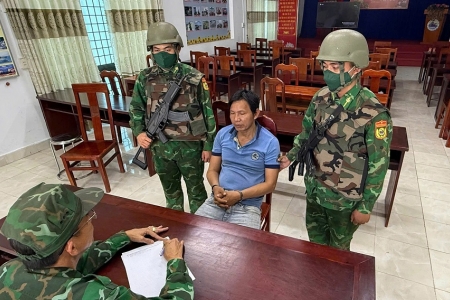 Đồn Biên phòng Cửa khẩu Quốc tế Mộc Bài: Bắt đối tượng tổ chức cho người khác nhập cảnh trái phép