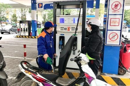 Bộ Công Thương yêu cầu bảo đảm nguồn xăng dầu, ứng phó biến động từ Trung Đông