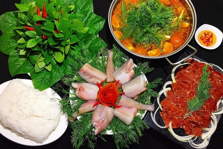 Lẩu cá khoai: Đặc sản miền Trung với hương vị chua cay đậm đà