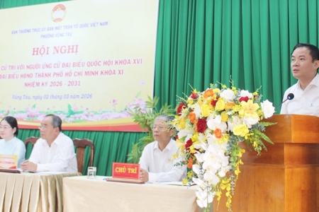 Các ứng cử viên ĐBQH, HĐND TPHCM vận động bầu cử tại phường Vũng Tàu