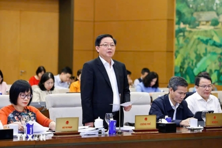 Hoàn thiện dự án luật theo hướng phân cấp mạnh, không thêm 'giấy phép con'