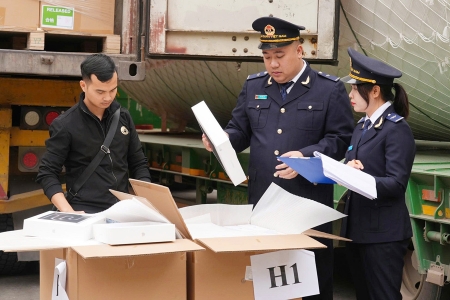 Hải quan khu vực V: Gần 2 tháng đầu năm, thu ngân sách đạt 2.320 tỷ đồng