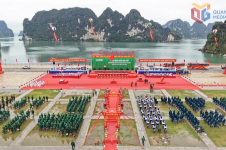 Hơn 2.300 thanh niên ưu tú của Quảng Ninh hăng hái lên đường nhập ngũ