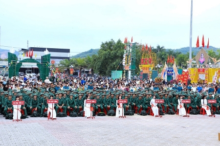 Lâm Đồng: Hơn 4.600 thanh niên lên đường nhập ngũ