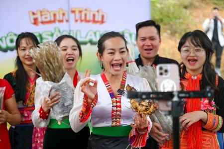 Hợp tác xã đẩy mạnh thu hút nhân lực chất lượng cao, tăng tốc chuyển đổi số