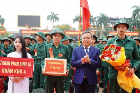 Quảng Trị: Trang trọng tổ chức Lễ giao, nhận quân năm 2026