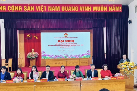 Hà Nội: Cử tri phường Nghĩa Đô tiếp xúc các ứng cử viên HĐND nhiệm kỳ 2026–2031