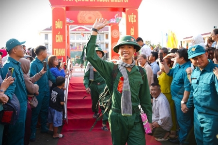 Cà Mau hoàn thành 100% chỉ tiêu giao quân với 2.348 tân binh