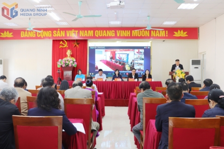 Ứng cử viên đại biểu HĐND tỉnh Quảng Ninh khóa XV tại đơn vị bầu cử số 7 tiếp xúc với cử tri