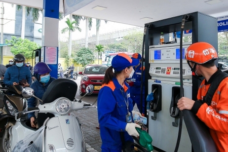 Thị trường xăng dầu Việt Nam trước biến động từ căng thẳng Trung Đông