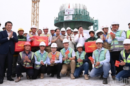 Thủ tướng Phạm Minh Chính kiểm tra Cảng hàng không quốc tế Gia Bình và các dự án liên quan