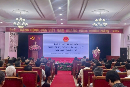 Hà Nội: Phường Bồ Đề vừa chuẩn bị bầu cử chu đáo, vừa trực tiếp xử lý kiến nghị từ cơ sở