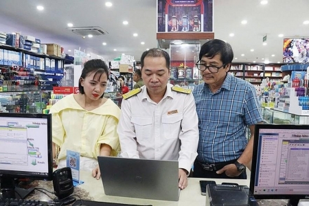 Từ 2026, hộ kinh doanh phải thông báo toàn bộ tài khoản ngân hàng, ví điện tử cho cơ quan thuế