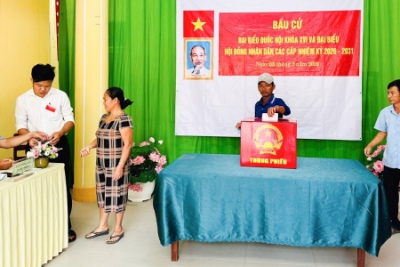 Hơn 2.100 cử tri đặc khu Thổ Châu đi bầu cử sớm