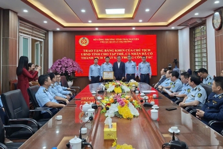 Thái Nguyên: Khen thưởng lực lượng Quản lý thị trường triệt phá hơn 4,5 tấn thịt gà "bẩn"