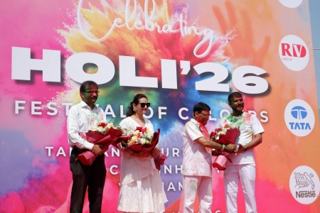 Lễ hội Holi “Sắc màu hòa hợp và kết nối cộng đồng” rực rỡ tại TP. HCM