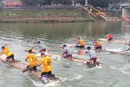 Lạng Sơn tổ chức đua bè mảng trên sông Kỳ Cùng, tôn vinh văn hóa sông nước xứ Lạng