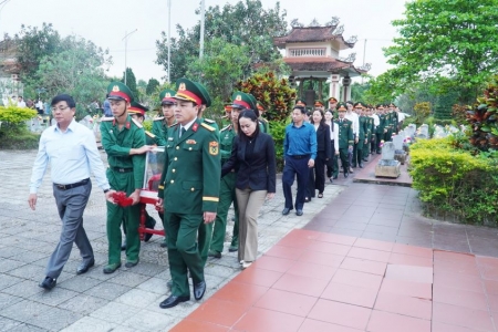 Quảng Trị: Lễ viếng, truy điệu và an táng hài cốt liệt sĩ tìm thấy ở xã Cam Lộ