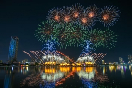 Đà Nẵng công bố lịch thi và giá vé Lễ hội pháo hoa quốc tế DIFF 2026