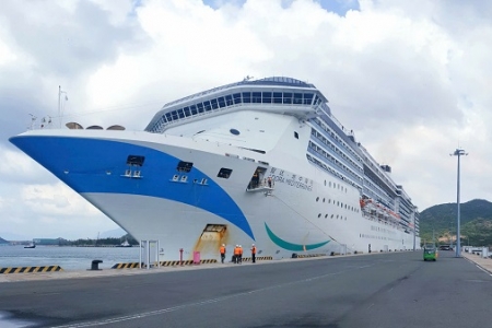 Khánh Hòa: Đón tàu Adora Mediterranea đưa 2.200 du khách đến Cảng quốc tế Cam Ranh