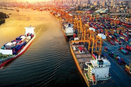 UOB dự báo kinh tế Việt Nam tăng trưởng 7,5% năm 2026 dù đối mặt nhiều biến động