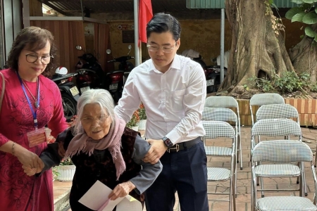 Những hình ảnh đẹp trong ngày hội bầu cử tại thành phố Hải Phòng