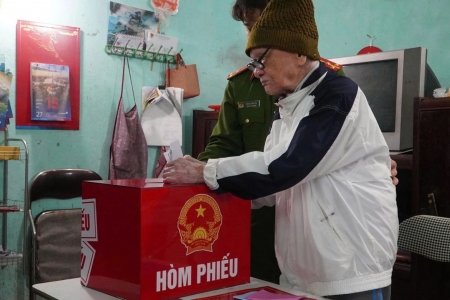 Những cử tri đặc biệt trong “Ngày hội non sông” tại Thái Nguyên