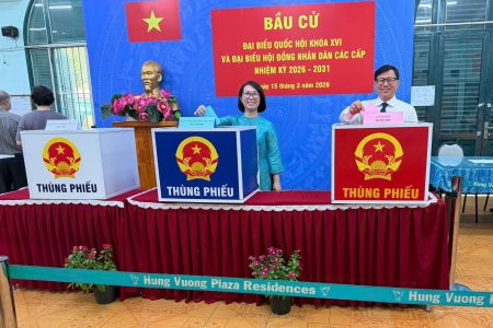 Các kiều bào tự hào khi được trực tiếp tham gia bỏ phiếu bầu cử